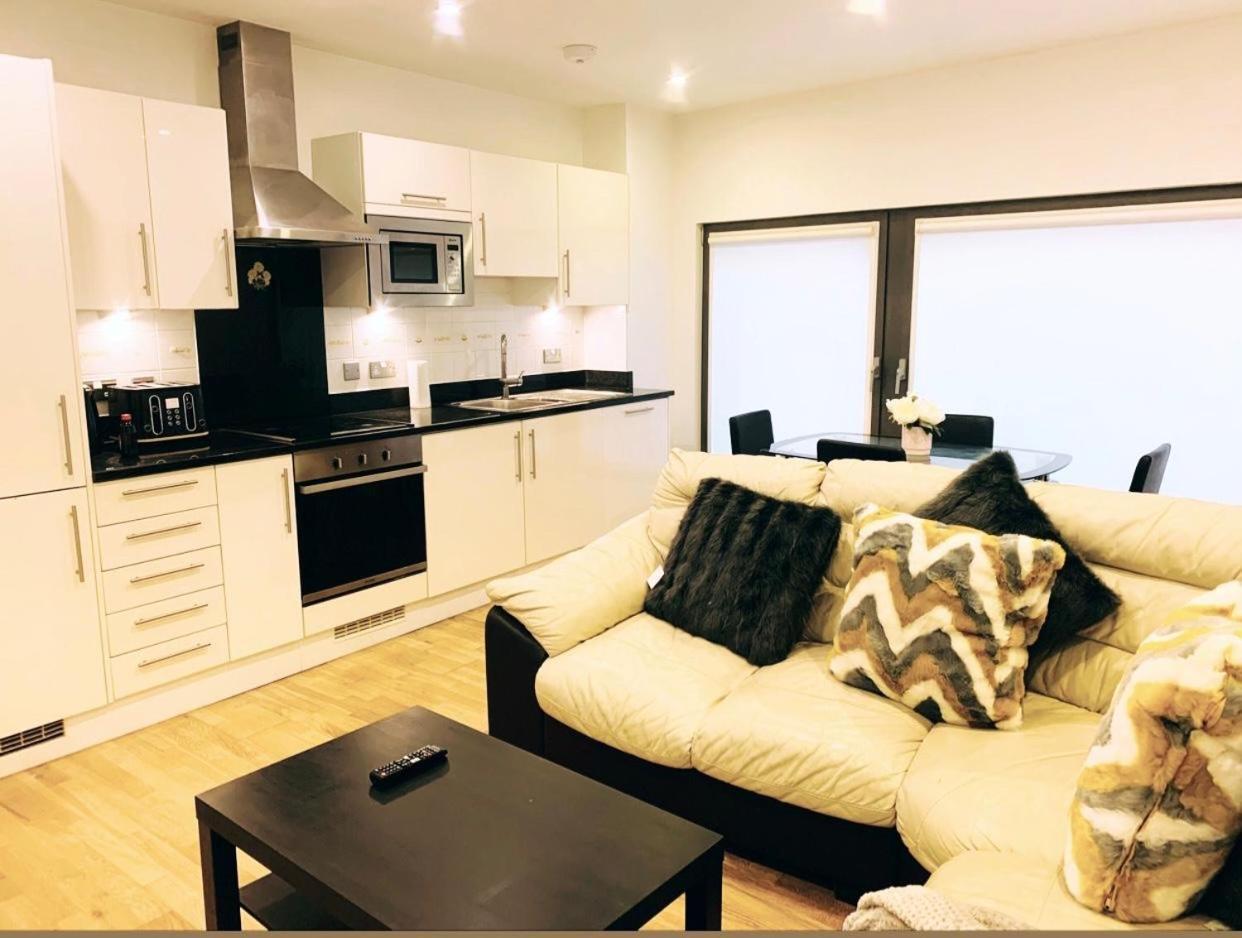 Apartament Canary Wharf View *